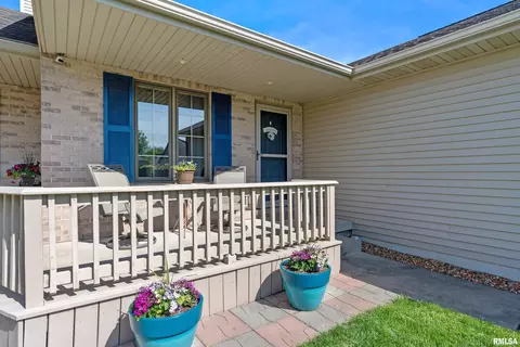 2806 Wordsworth Dr, Springfield, IL 62711 photo 4