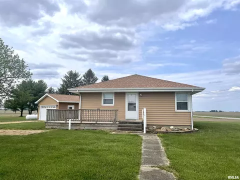 1037 1275th Ave, Lincoln, IL 62656