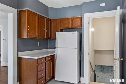 1821 S Douglas St, Springfield, IL 62704 photo 8