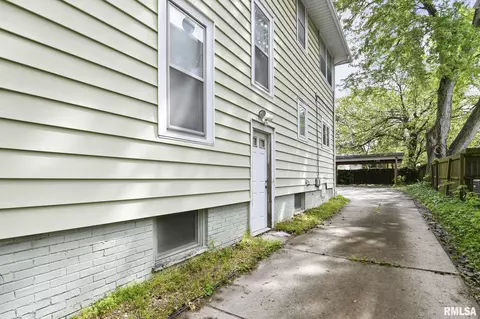 904 S Macarthur Blvd, Springfield, IL 62704 photo 14