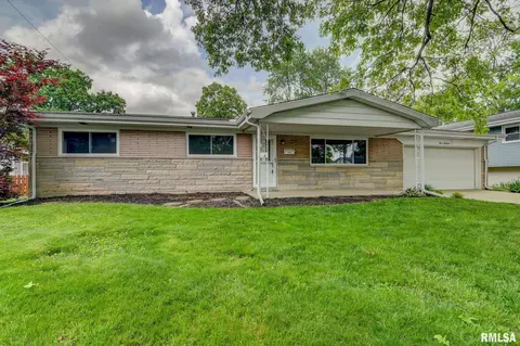 300 Kenyon Dr, Springfield, IL 62704