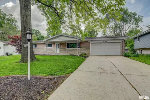 300 Kenyon Dr, Springfield, IL 62704 photo 2