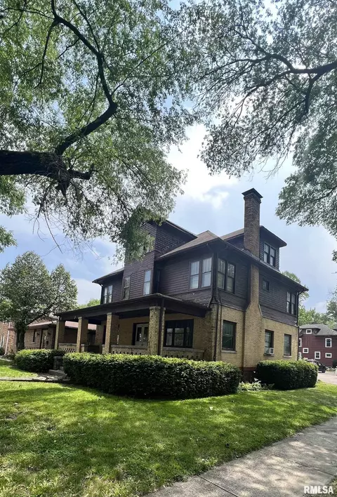 530 W South Grand Ave, Springfield, IL 62704