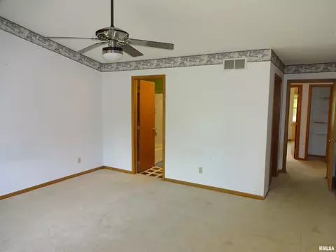 2118 Checkerberry Ln, Springfield, IL 62711 photo 8
