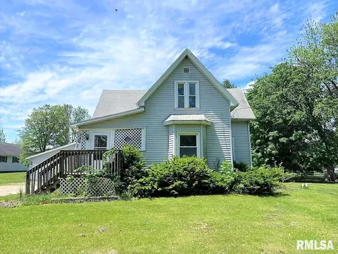 340 S Center St, Oneida, IL 61467