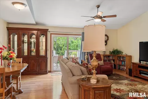 4677 Barrington Dr, Springfield, IL 62711 photo 16