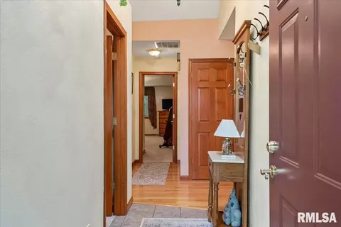 4677 Barrington Dr, Springfield, IL 62711 photo 4