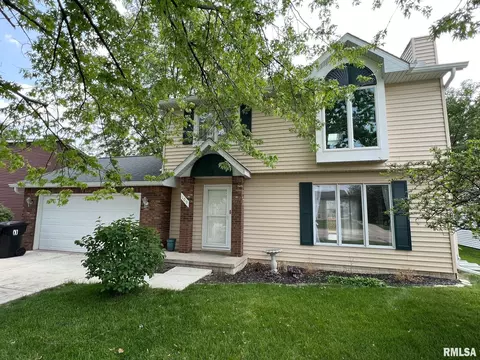 109 W Raab Rd, Normal, IL 61761
