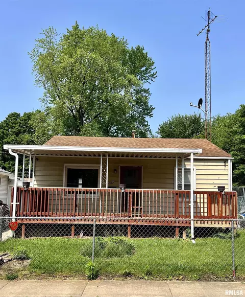 2167 S Martin Luther King Jr Dr, Springfield, IL 62703