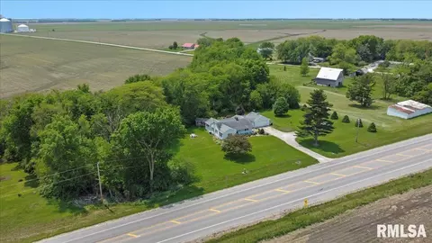 10654 State Route 125, Pleasant Plains, IL 62677