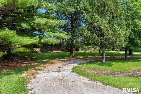 384 S Bradfordton Rd, Springfield, IL 62711 photo 4