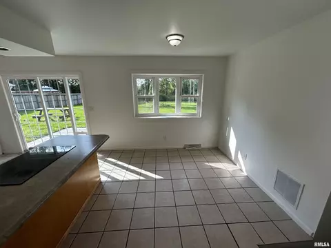 14 Pinto Dr, Springfield, IL 62702 photo 6