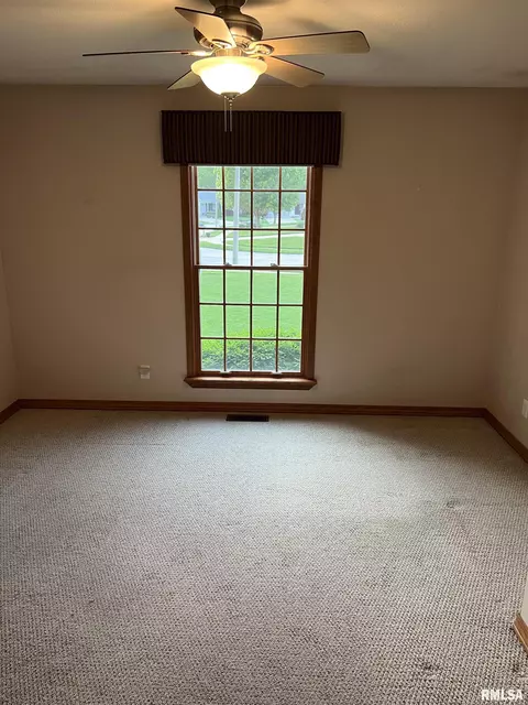 2442 Glencoe St, Springfield, IL 62704 photo 21