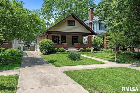 1605 Dial Ct, Springfield, IL 62704