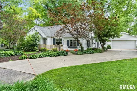 2048 Cherry Rd, Springfield, IL 62704