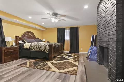 2424 E Sangamon Ave, Springfield, IL 62702 photo 16