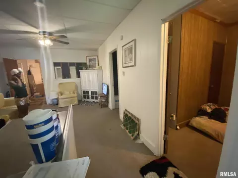 2121 Enterprise St, Springfield, IL 62702 photo 17