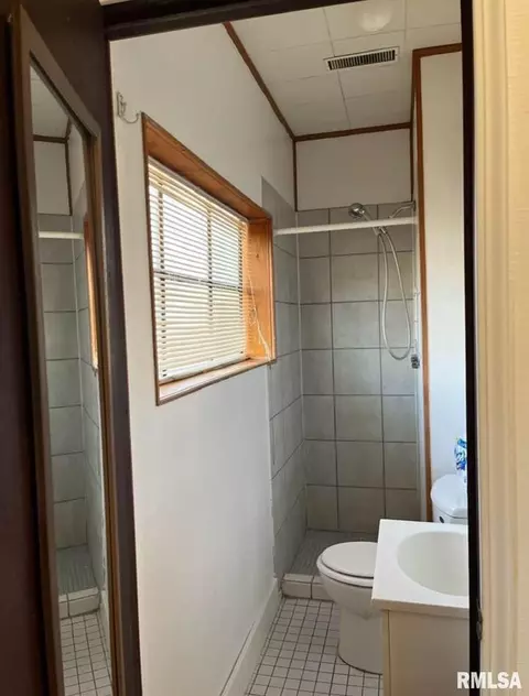2121 Enterprise St, Springfield, IL 62702 photo 18