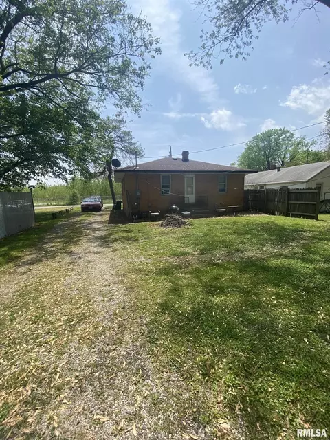 2121 Enterprise St, Springfield, IL 62702 photo 7