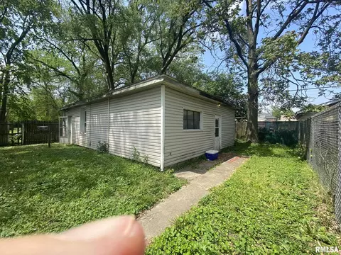 2121 Enterprise St, Springfield, IL 62702 photo 14