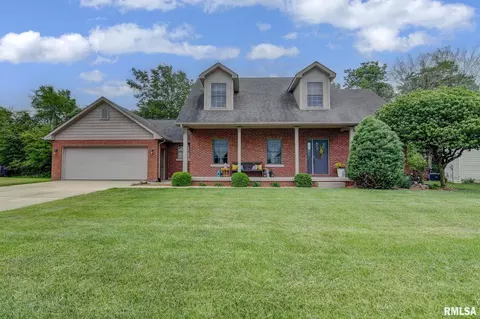 1604 Hoechester Rd, Springfield, IL 62711