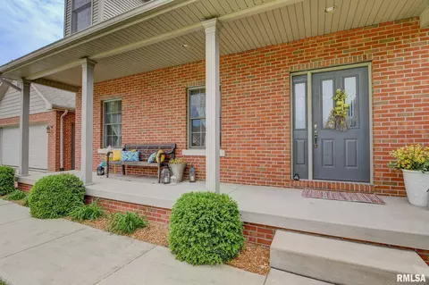 1604 Hoechester Rd, Springfield, IL 62711 photo 2
