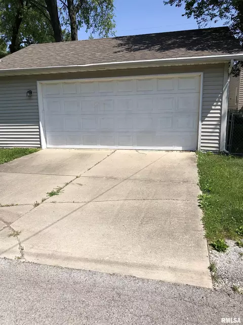 1524 E Jackson St, Springfield, IL 62703 photo 7