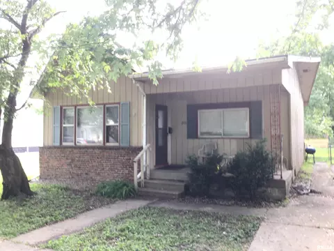 2031 N 17th St, Springfield, IL 62702