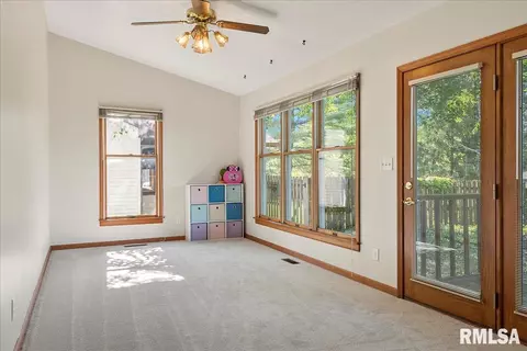 1120 Steeplechase Ln, Springfield, IL 62712 photo 9