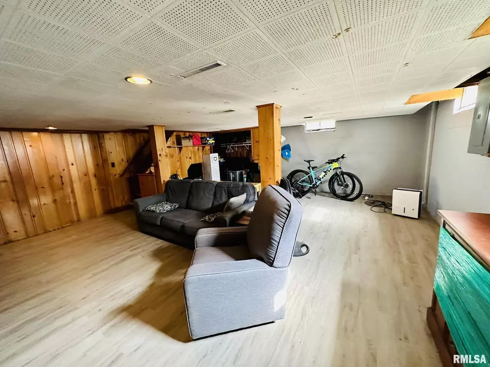  1231 W North St, Galesburg, IL 61401 photo 19