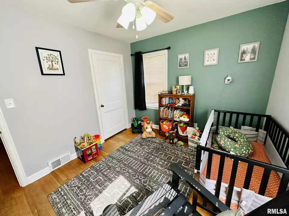  1231 W North St, Galesburg, IL 61401 photo 16