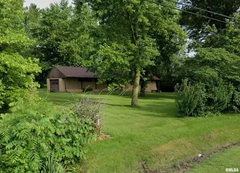 1 Pajim Ln, Springfield, IL 62711