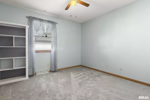 3025 Selkirk Rd, Springfield, IL 62702 photo 17