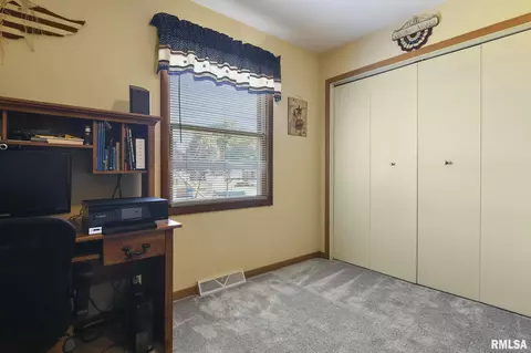 3025 Selkirk Rd, Springfield, IL 62702 photo 15