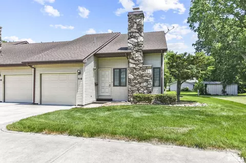 516 N Springfield, Virden, IL 62690