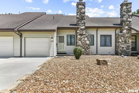 520 N Springfield, Virden, IL 62690