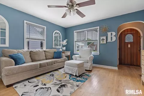 2108 N 7th St, Springfield, IL 62702 photo 4