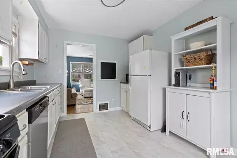 2108 N 7th St, Springfield, IL 62702 photo 11