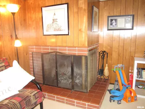 933 Westview Dr, Springfield, IL 62704 photo 24