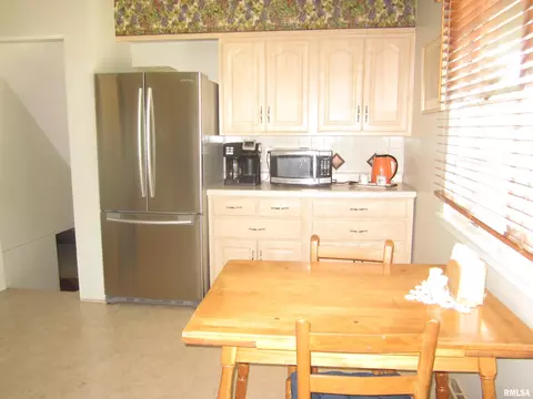 933 Westview Dr, Springfield, IL 62704 photo 12