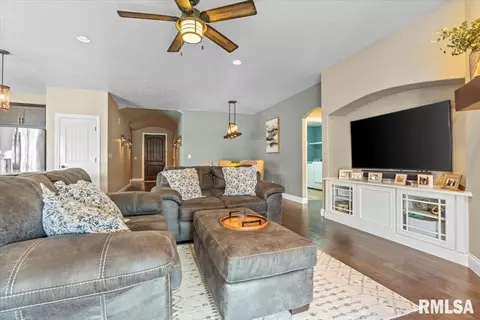2801 Covered Wagon Trl, Springfield, IL 62711 photo 19