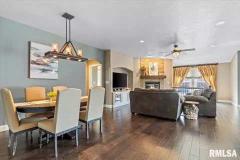 2801 Covered Wagon Trl, Springfield, IL 62711 photo 8