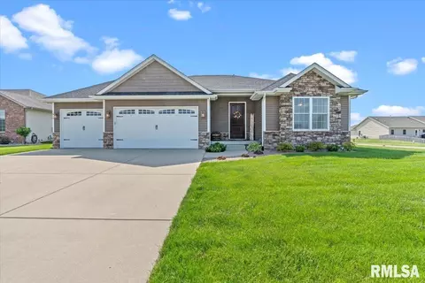 2801 Covered Wagon Trl, Springfield, IL 62711 photo 2