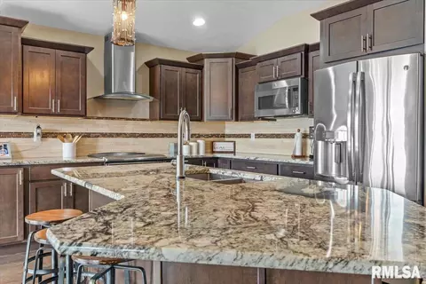 2801 Covered Wagon Trl, Springfield, IL 62711 photo 13