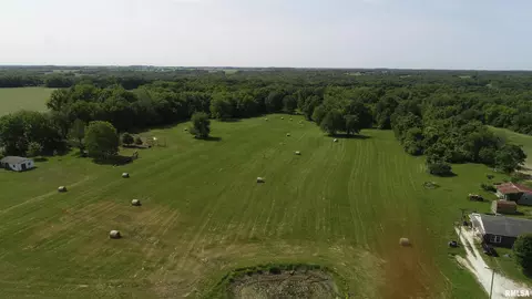 569 W Route 108 Hwy, Carrollton, IL 62027