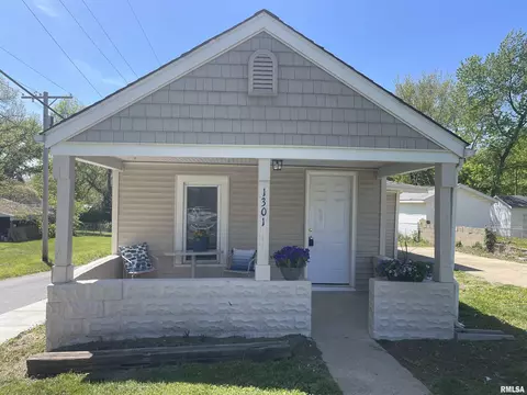 1301 N Osburn Ave, Springfield, IL 62702