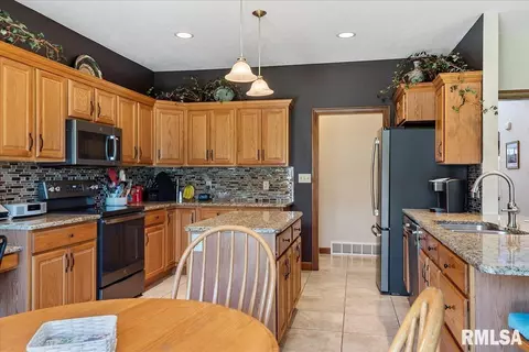 4611 Casey Dr, Springfield, IL 62711 photo 24