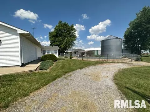 9937 E Loami Rd, Loami, IL 62661 photo 38