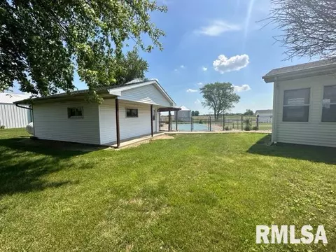 9937 E Loami Rd, Loami, IL 62661 photo 6