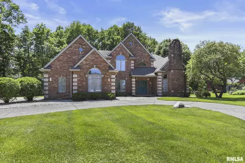 2304 Chesapeake Lndg, Springfield, IL 62712